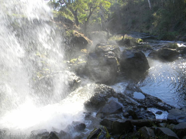 Waterfall Paddys (800x600)